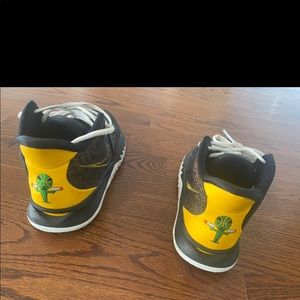 Nike Kyrie 7 Raygun Alien size 8.5m